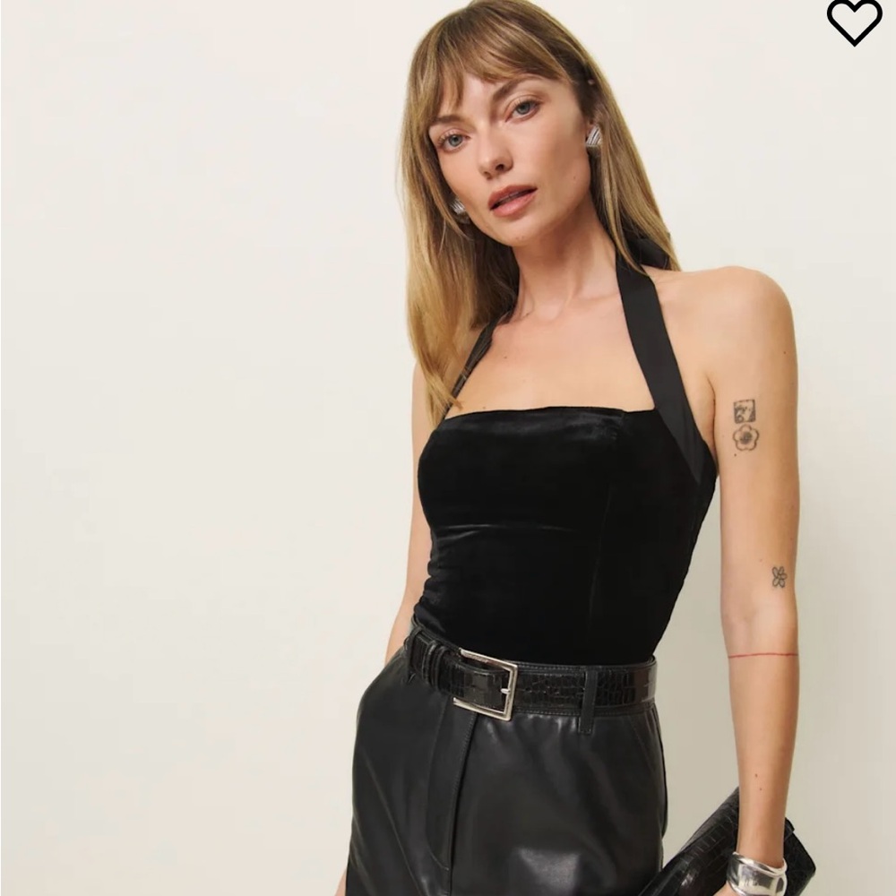 Reformation Malika Velvet Top Black - Size 4